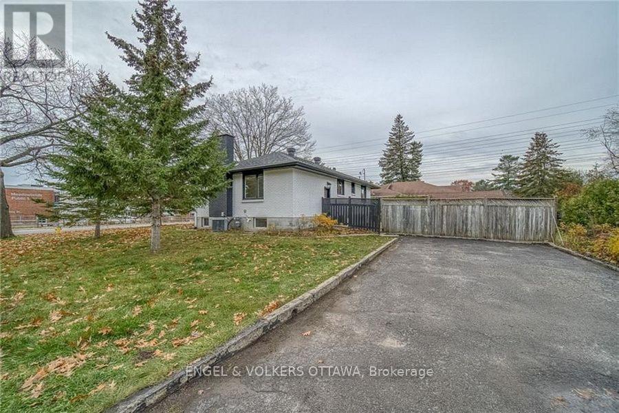 41 Fieldrow Street, Ottawa, Ontario  K2G 2Y6 - Photo 23 - X12614554