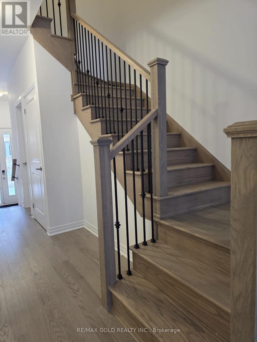 881 Douro Street, Stratford, Ontario N5A 0M3 - Photo 10 - X12614300