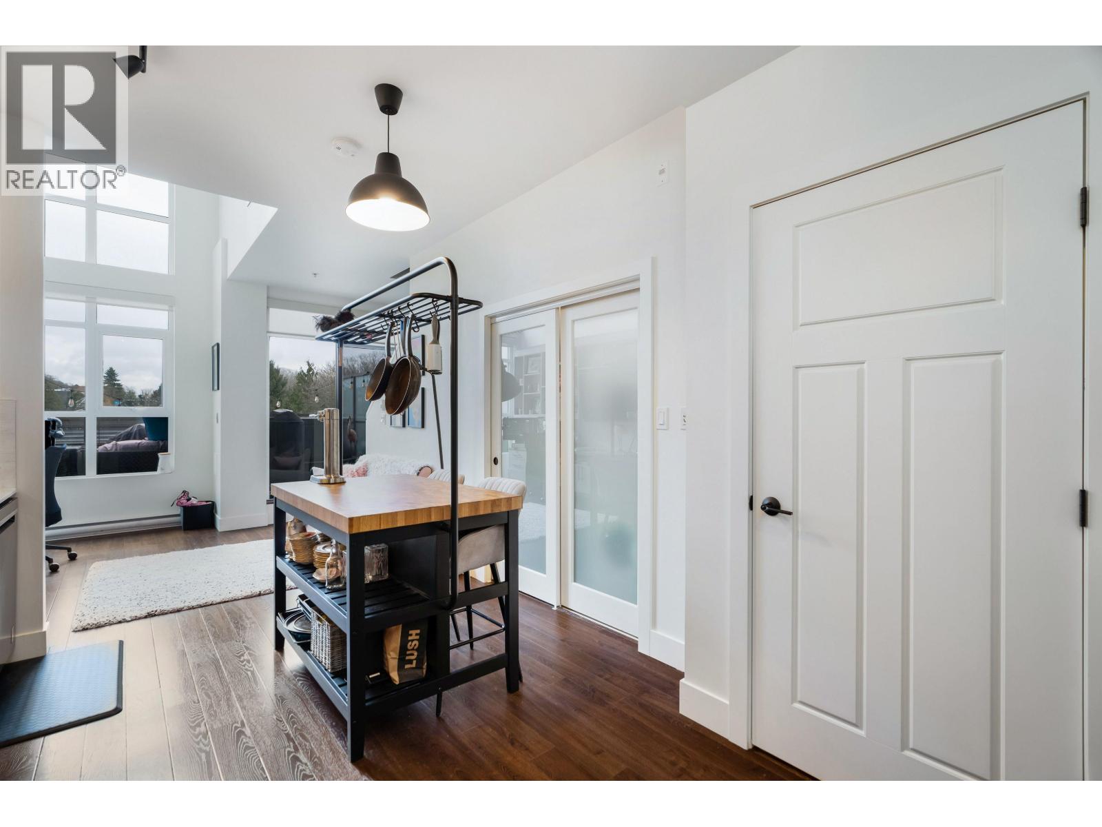 404 2250 Commercial Drive, Vancouver, British Columbia  V5N 5P9 - Photo 3 - R3073179