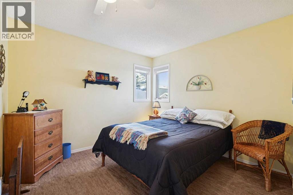 132 Straddock Crescent Sw, Calgary, Alberta  T3H 2S7 - Photo 29 - A2274116