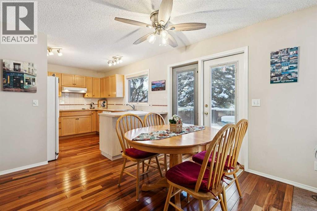 132 Straddock Crescent Sw, Calgary, Alberta  T3H 2S7 - Photo 22 - A2274116