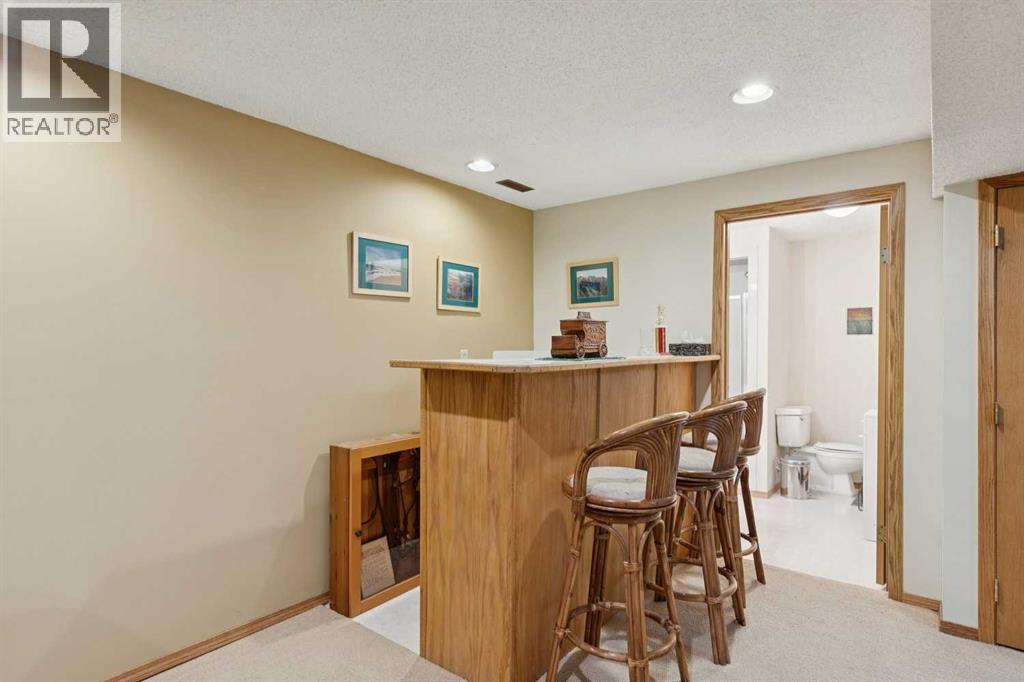 132 Straddock Crescent Sw, Calgary, Alberta  T3H 2S7 - Photo 42 - A2274116