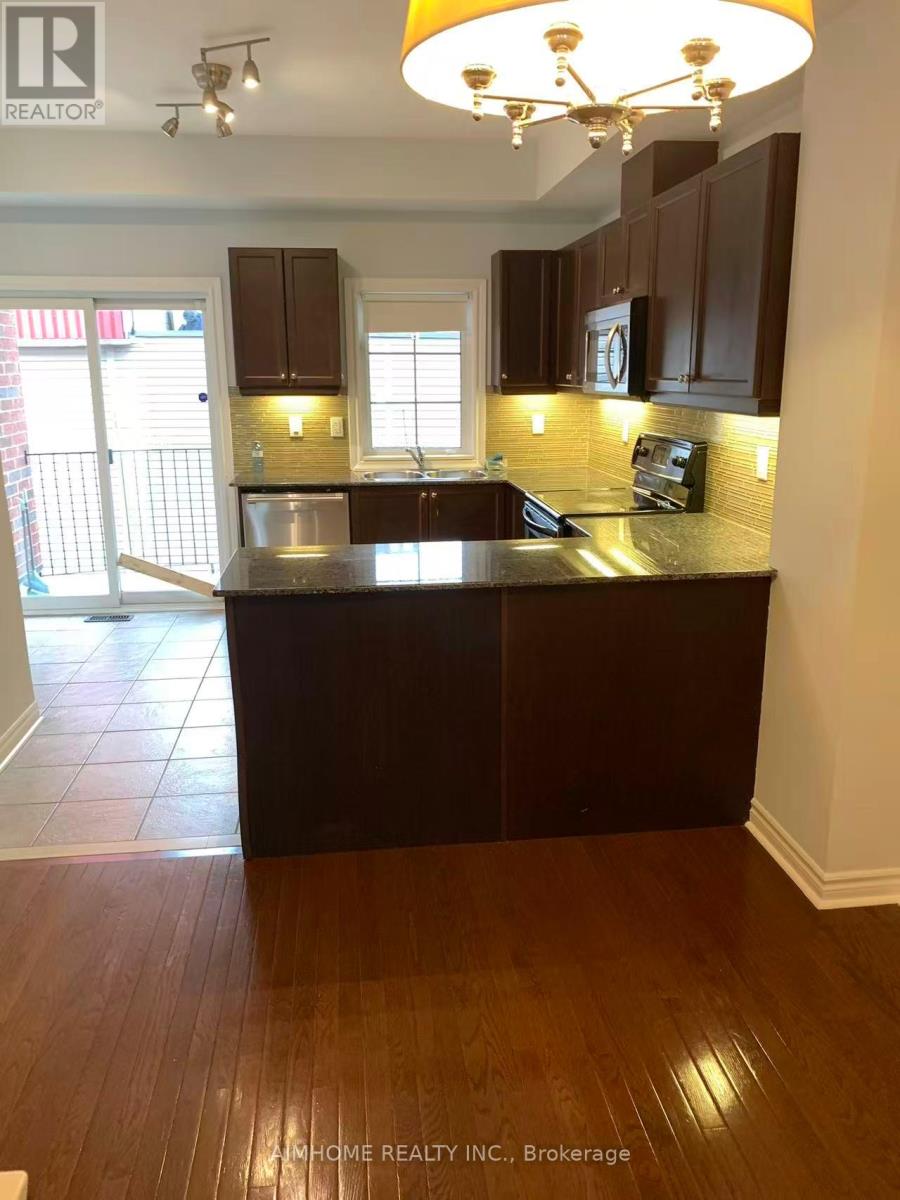 181 Drayton Avenue, Toronto, Ontario  M4C 3M1 - Photo 4 - E12614556