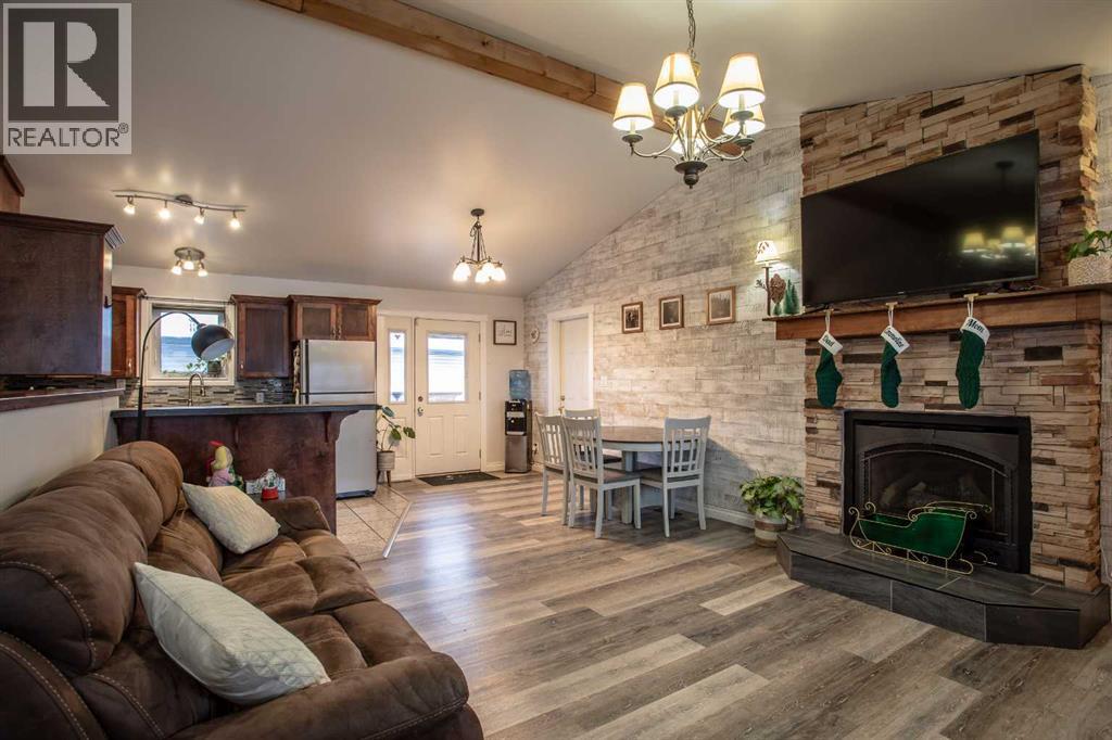 2 Black Spruce Drive, High Level, Alberta  T0H 1Z0 - Photo 3 - A2274355