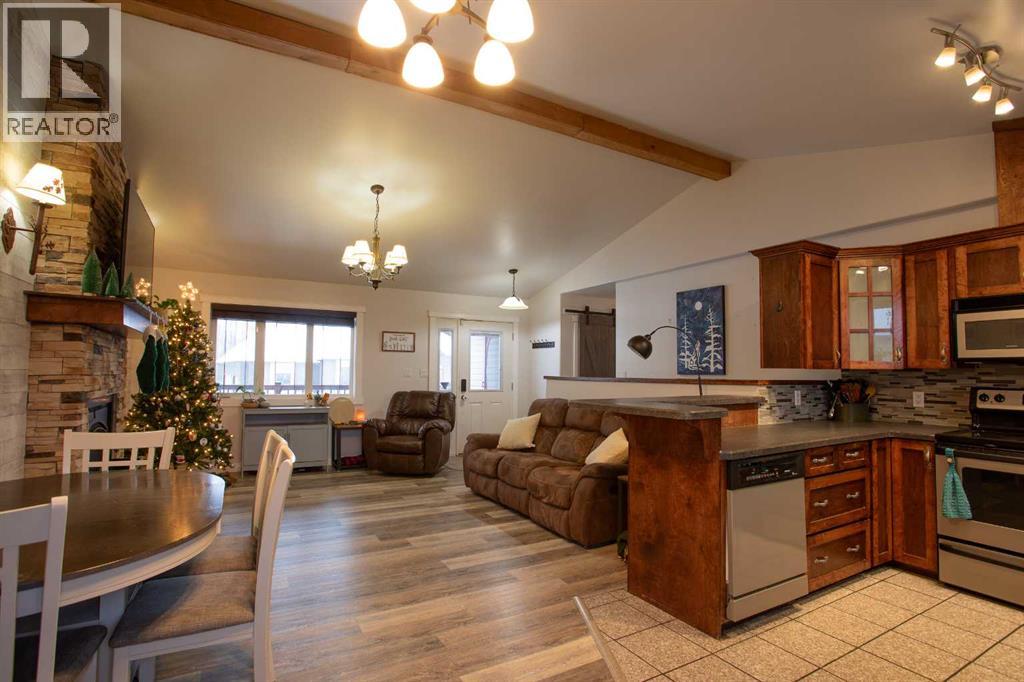 2 Black Spruce Drive, High Level, Alberta  T0H 1Z0 - Photo 13 - A2274355