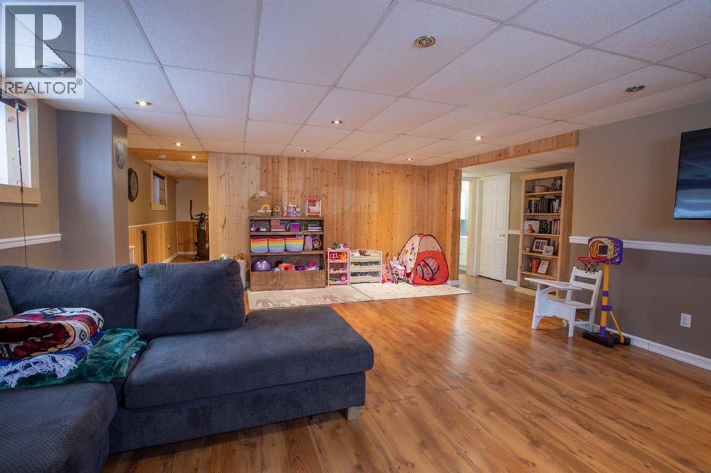 2 Black Spruce Drive, High Level, Alberta  T0H 1Z0 - Photo 29 - A2274355