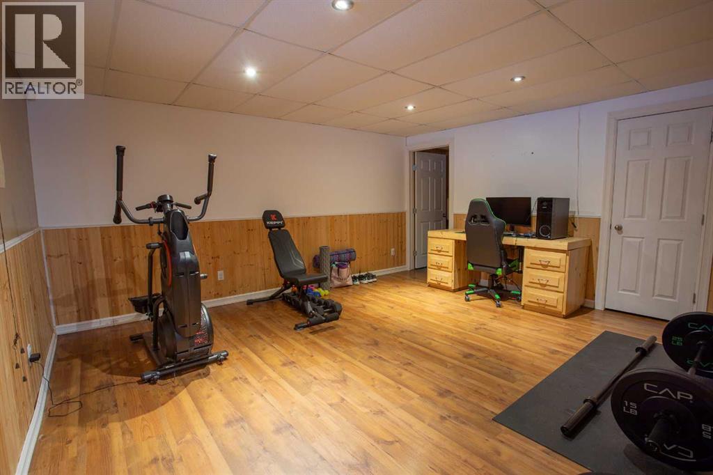 2 Black Spruce Drive, High Level, Alberta  T0H 1Z0 - Photo 32 - A2274355