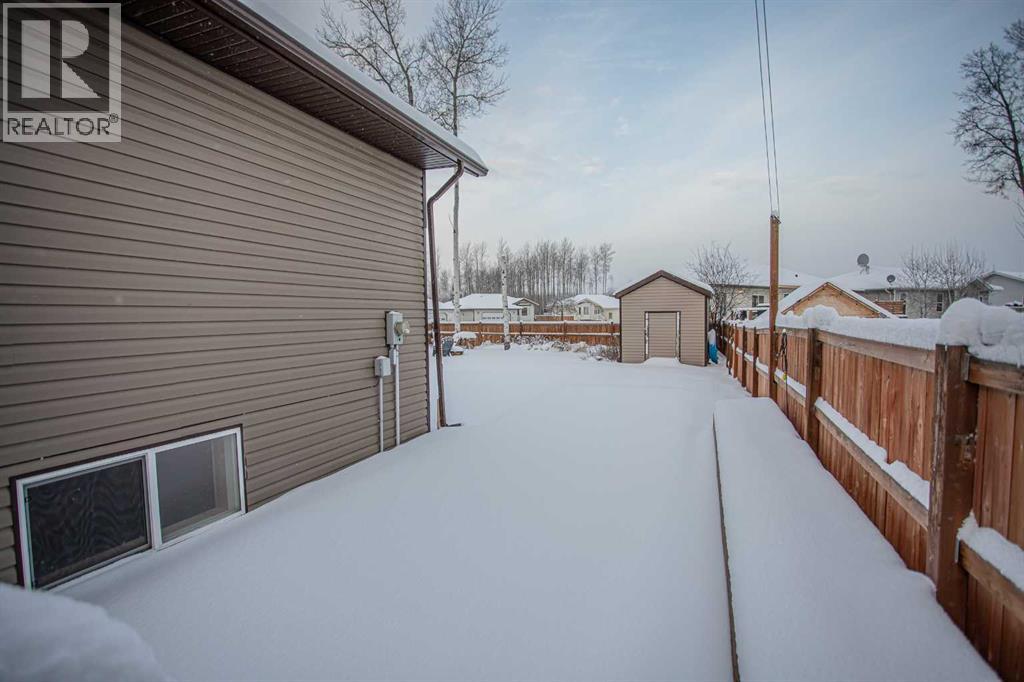 2 Black Spruce Drive, High Level, Alberta  T0H 1Z0 - Photo 39 - A2274355