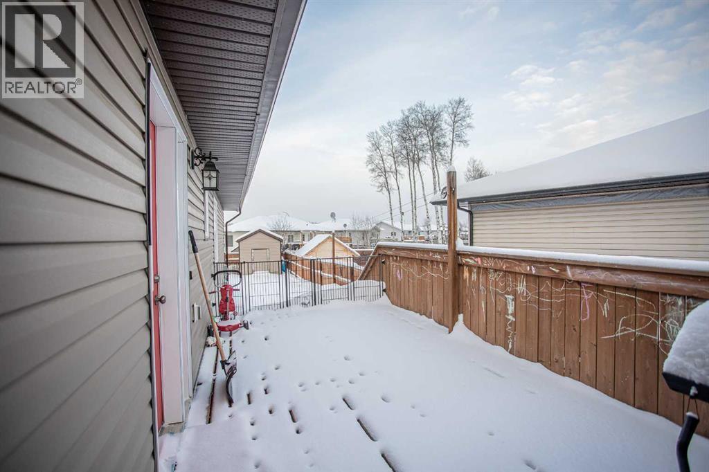 2 Black Spruce Drive, High Level, Alberta  T0H 1Z0 - Photo 47 - A2274355
