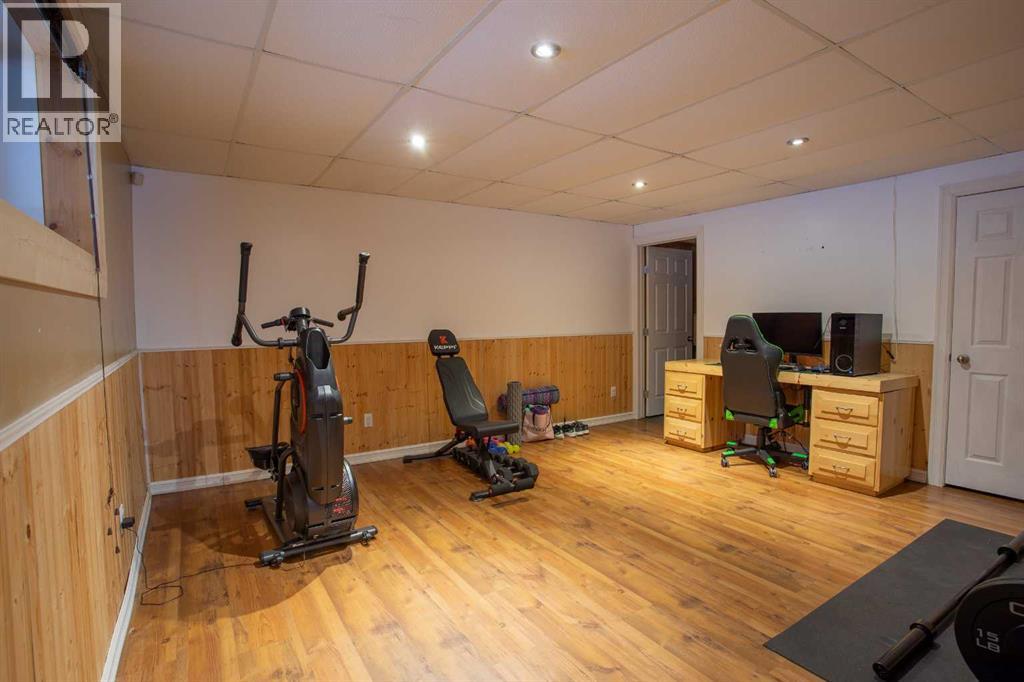 2 Black Spruce Drive, High Level, Alberta  T0H 1Z0 - Photo 33 - A2274355