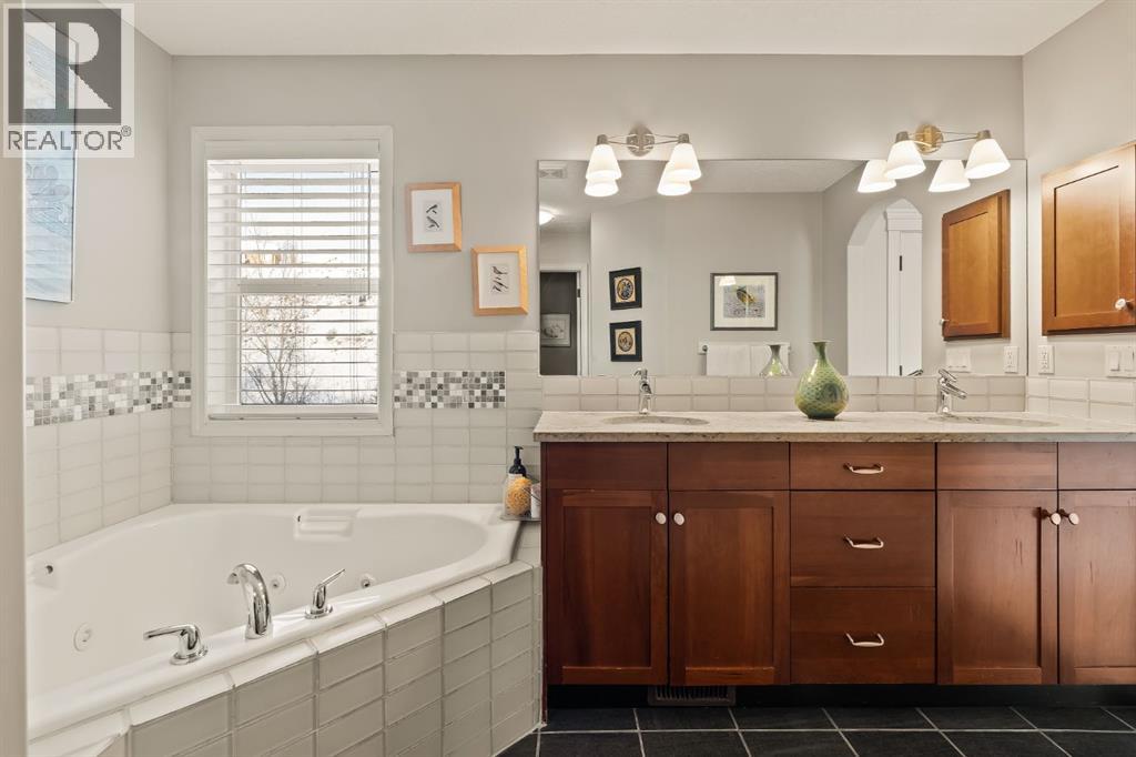 353 Discovery Ridge Boulevard Sw, Calgary, Alberta  T3H 5T6 - Photo 27 - A2273818