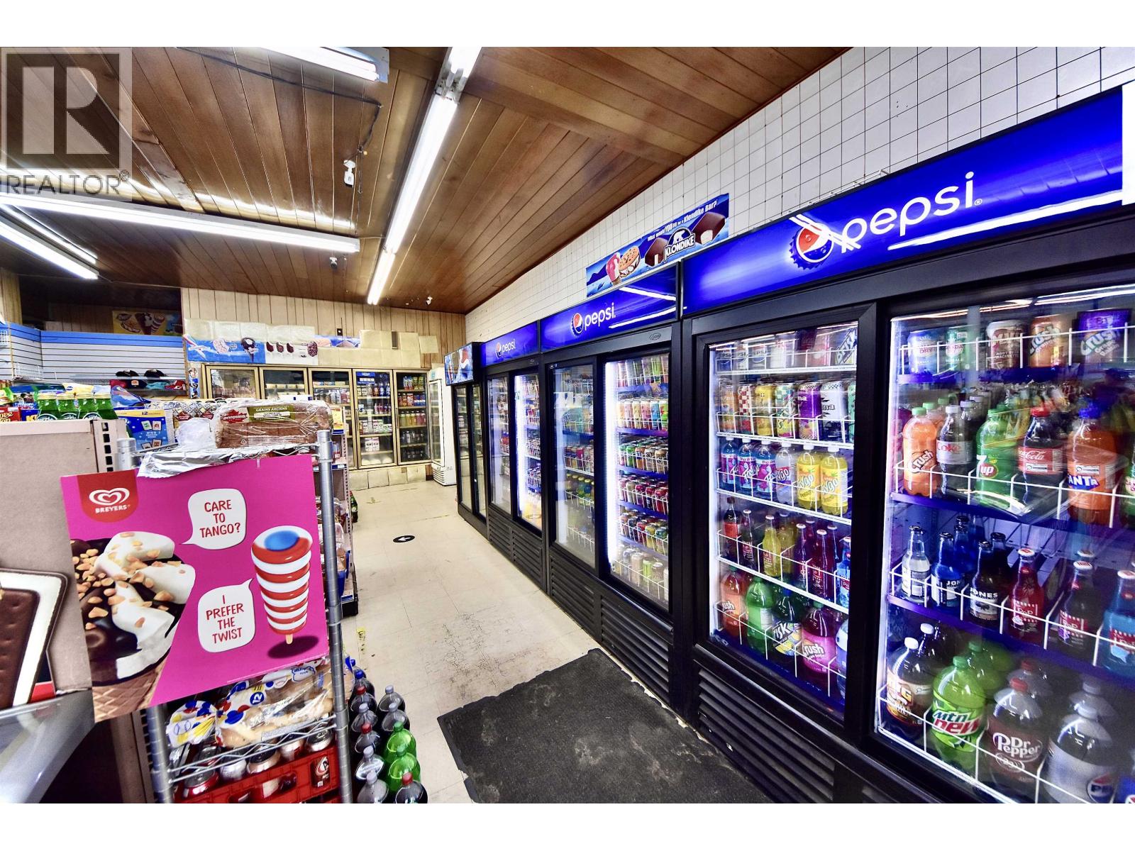 916 Clarke Road, Port Moody, British Columbia  V3H 1L9 - Photo 3 - C8074427