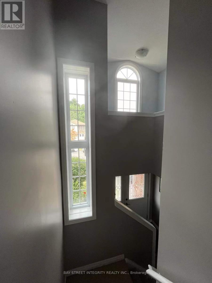 1993 Denview Avenue, London North, Ontario  N6G 0G3 - Photo 11 - X12614562