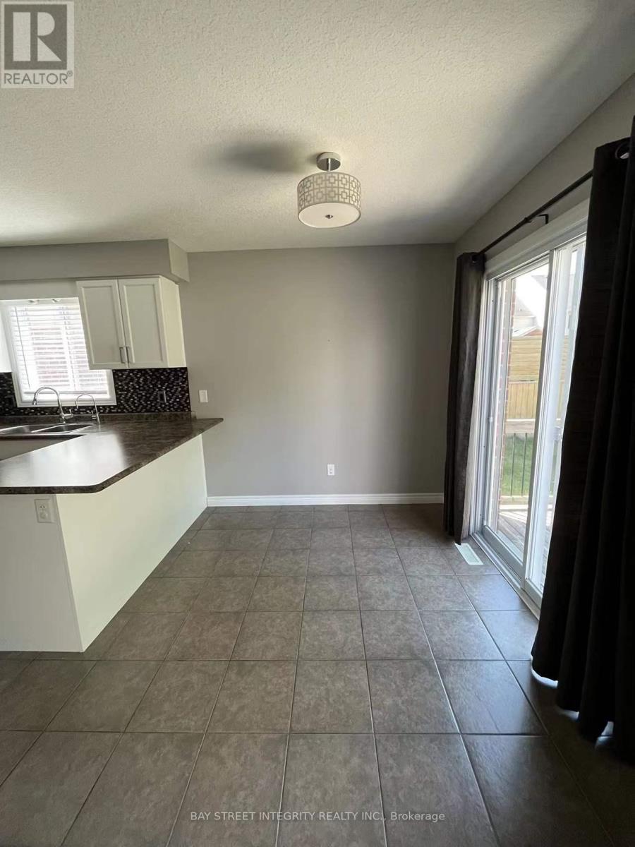 1993 Denview Avenue, London North, Ontario  N6G 0G3 - Photo 8 - X12614562