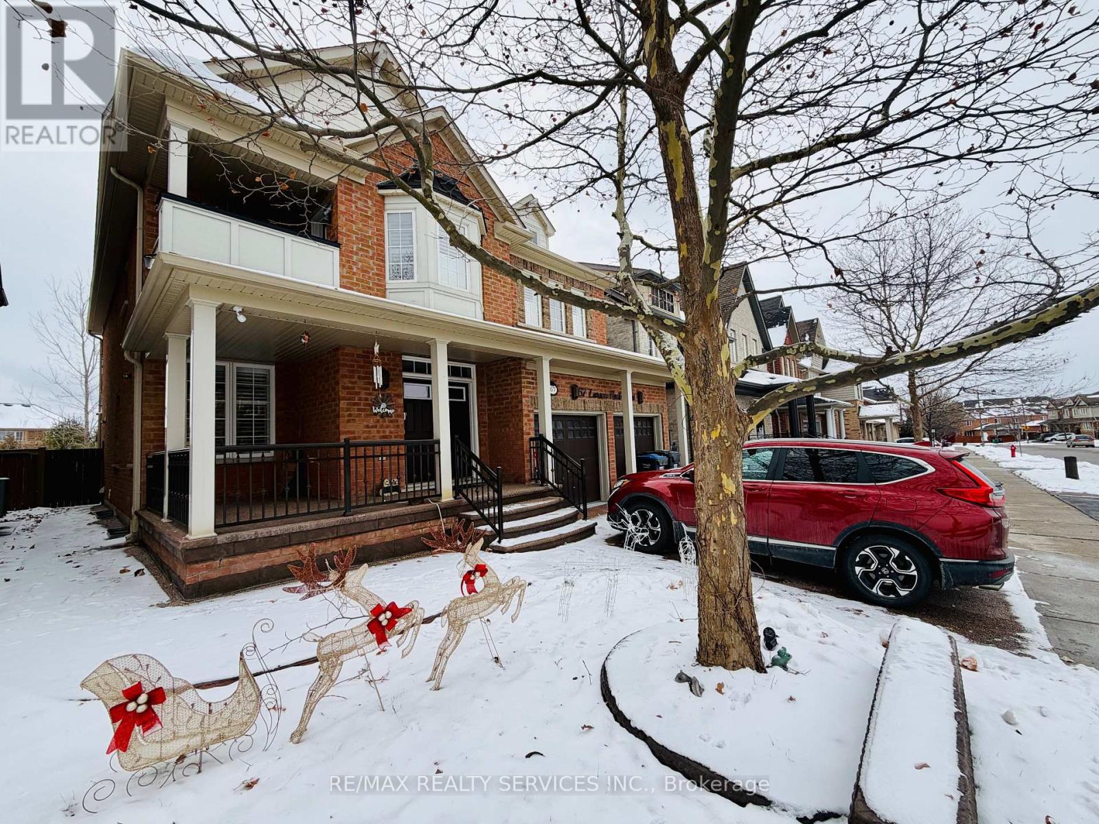 67 Larson Peak Road, Caledon, Ontario L7C 3P2 - Photo 2 - W12614534