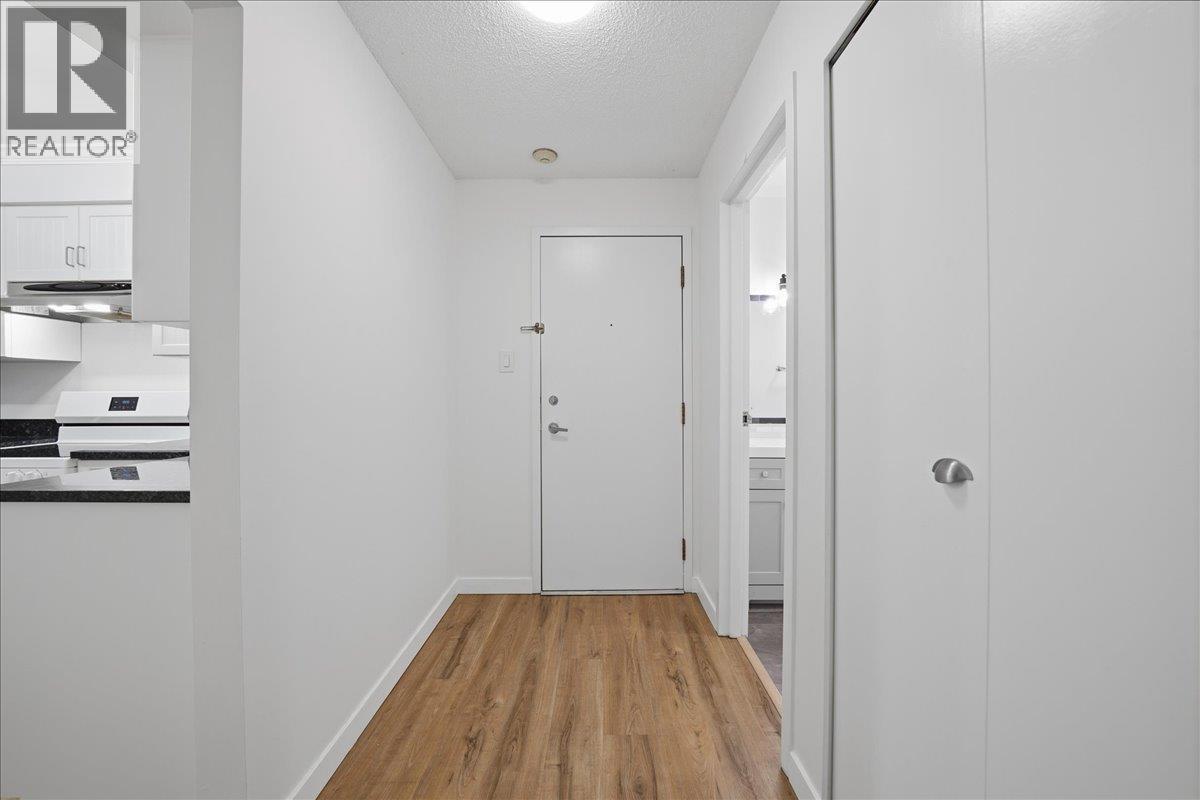 Ph 406 1340 Duchess Avenue, West Vancouver, British Columbia  V7T 1H6 - Photo 25 - R3066031