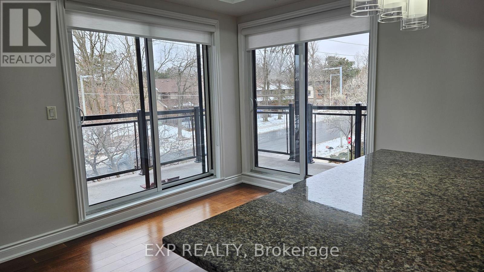 310 - 3170 Erin Mills Parkway, Mississauga, Ontario L5L 0B6 - Photo 7 - W12611808