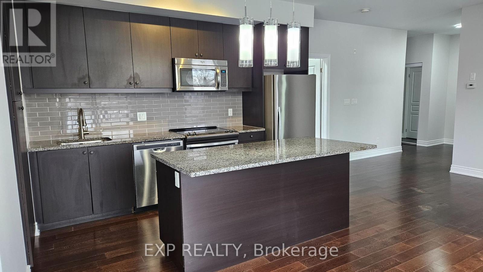 310 - 3170 Erin Mills Parkway, Mississauga, Ontario L5L 0B6 - Photo 3 - W12611808