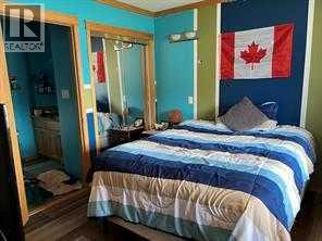 302 8 Avenue, Fox Creek, Alberta  T0H 1P0 - Photo 13 - A2238886