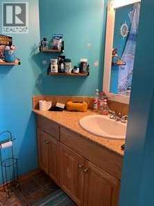 302 8 Avenue, Fox Creek, Alberta  T0H 1P0 - Photo 15 - A2238886