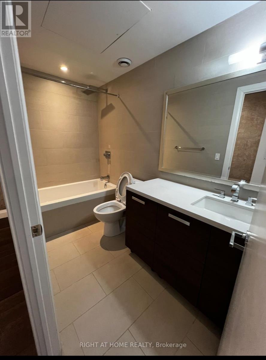 3105 - 224 King Street W, Toronto, Ontario  M5V 1H8 - Photo 25 - C12614574