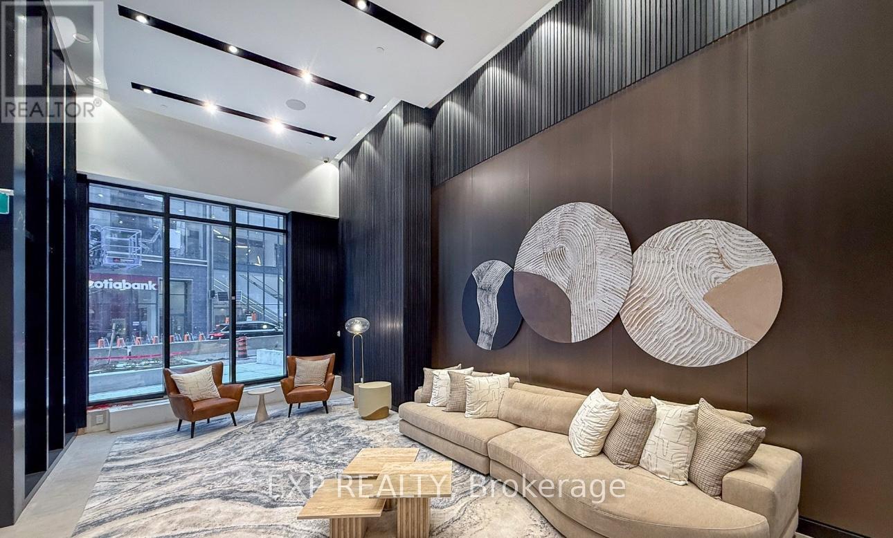 3301 - 20 Soudan Avenue, Toronto, Ontario M4S 1V5 - Photo 2 - C12614584