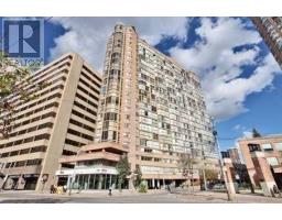 809 - 1055 BAY STREET, Toronto, Ontario