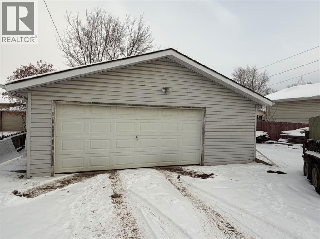 4910 44 Street, Camrose, Alberta  T4V 1C2 - Photo 28 - A2274680