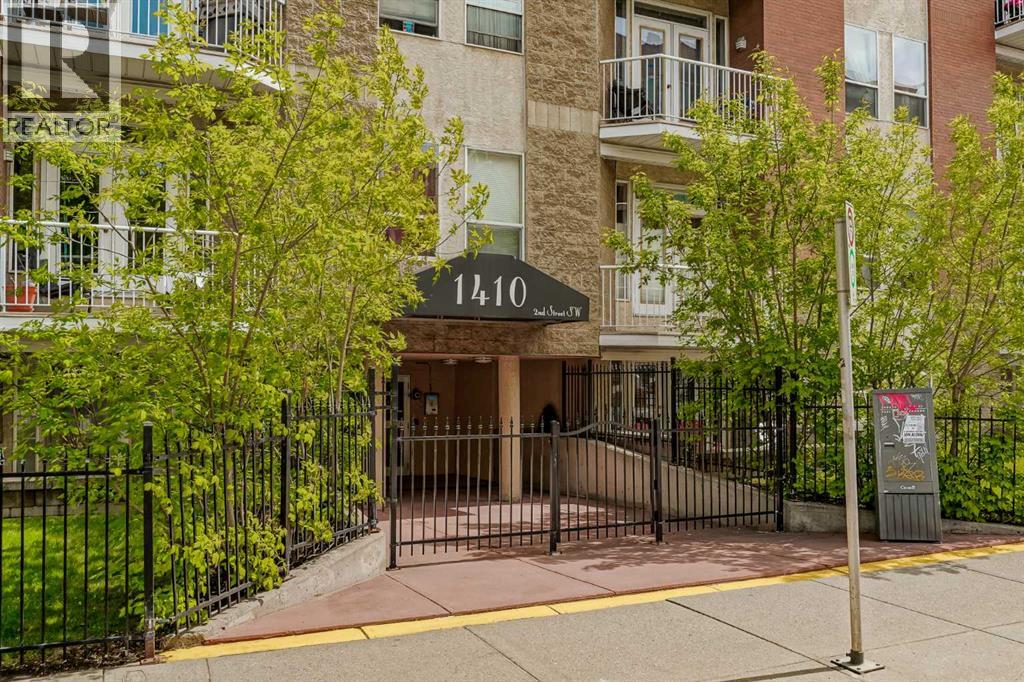 102, 1410 2 Street SW, Calgary, Alberta