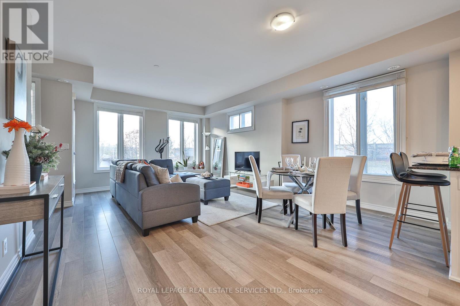 92 - 30 Carnation Avenue, Toronto, Ontario  M8V 0B8 - Photo 5 - W12614580