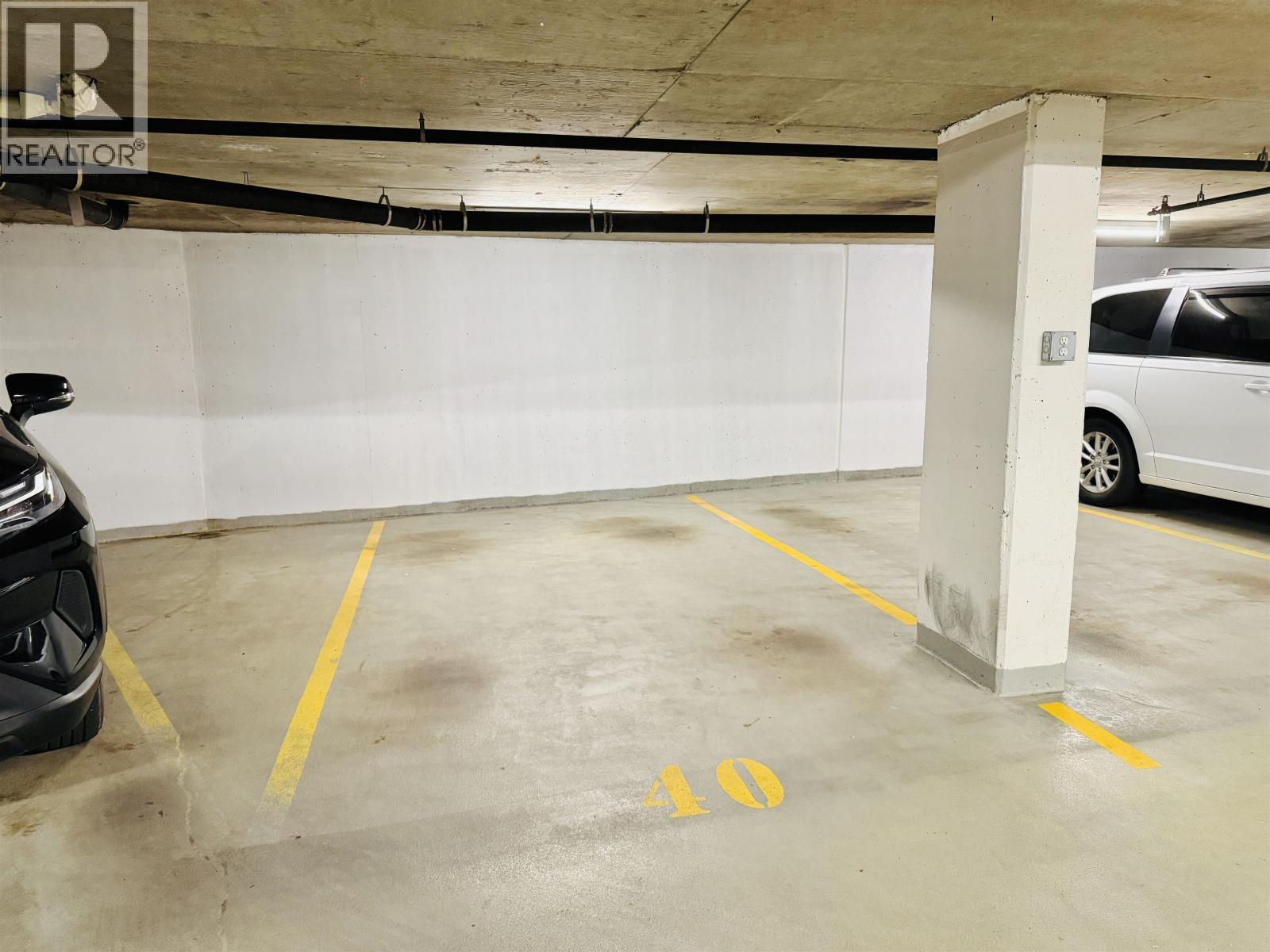 305 9232 University Crescent, Burnaby, British Columbia  V5A 0A3 - Photo 34 - R3056526