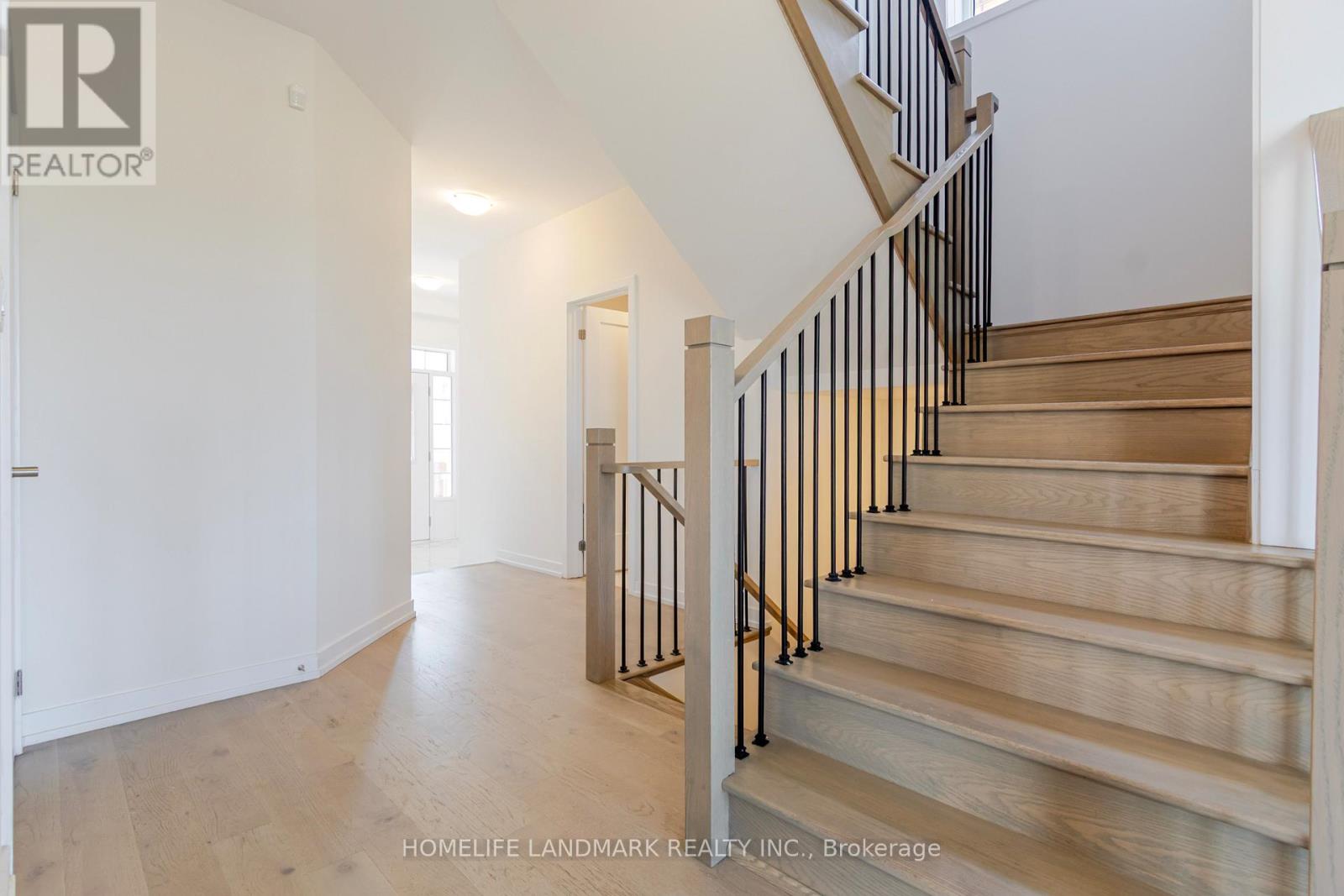 141 Lumb Drive, Cambridge, Ontario  N1T 0E7 - Photo 5 - X12614570