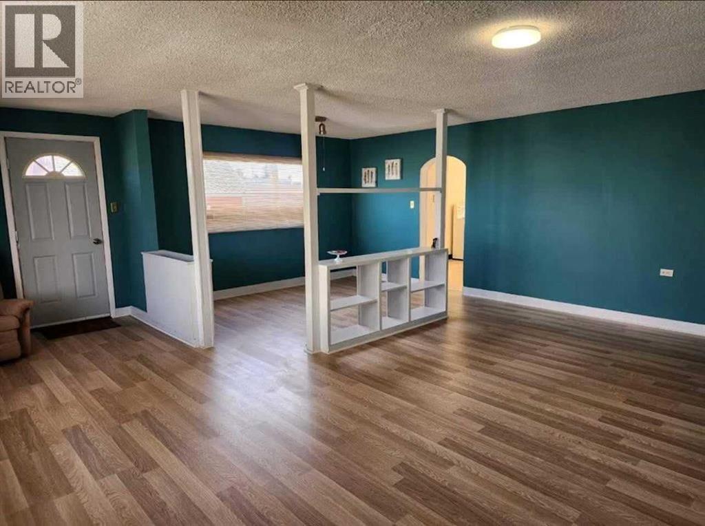 2111 19 Street, Nanton, Alberta  T2L 1R0 - Photo 3 - A2273487