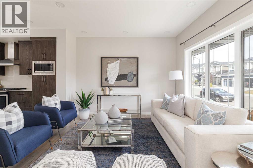 25 Sunrise Way, Cochrane, Alberta  T4C 0C8 - Photo 9 - A2271685