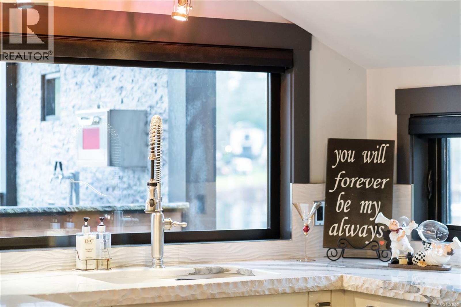 2386 Shawnigan Lake Rd, Shawnigan Lake, British Columbia  V8H 2H1 - Photo 9 - 1021653