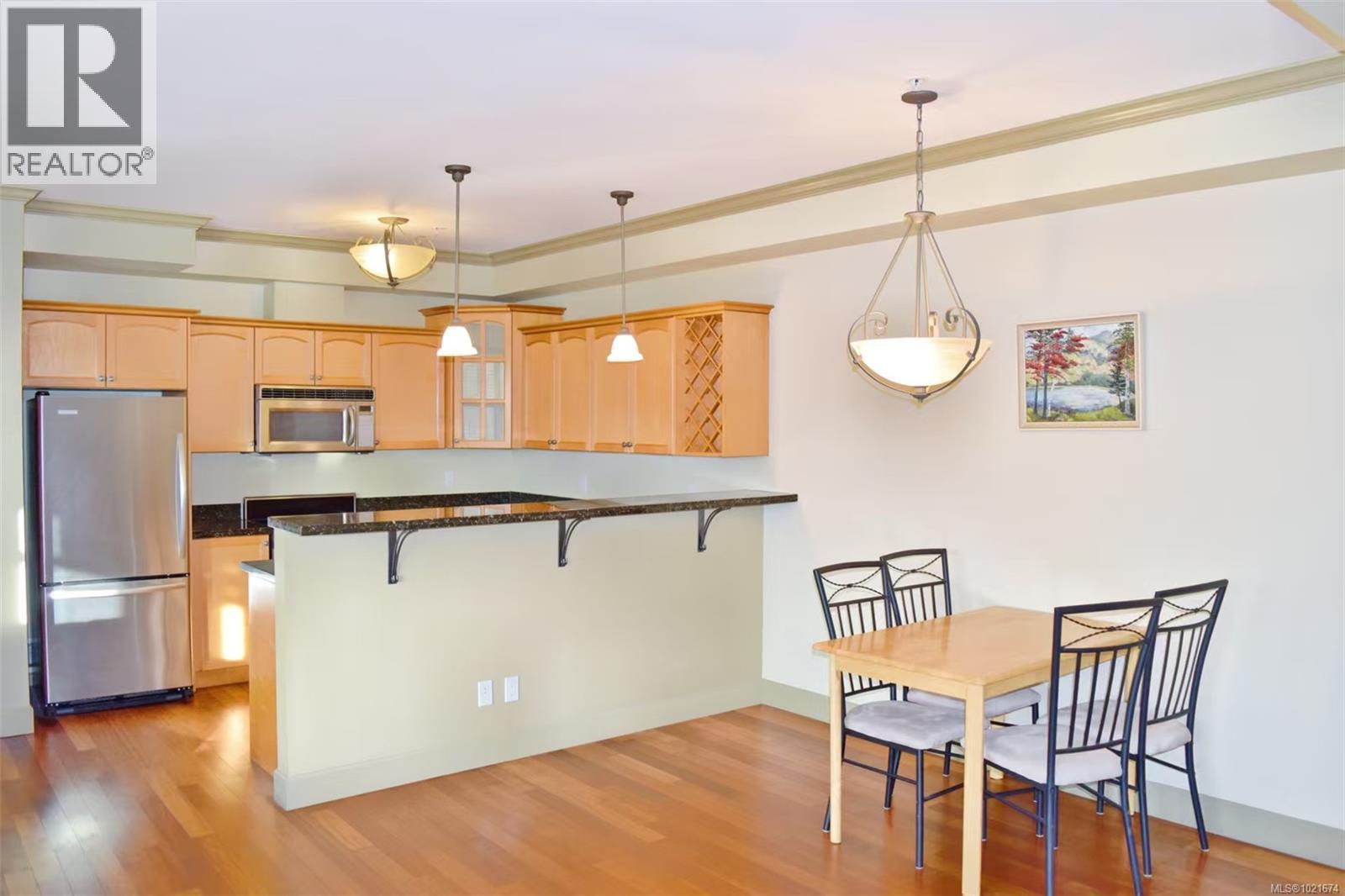 309 1620 Mckenzie Ave, Saanich, British Columbia  V8N 0A1 - Photo 12 - 1021674