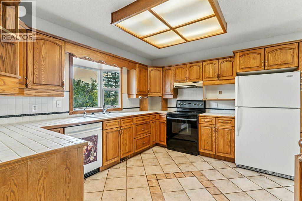 290003 96 Street E, De Winton, Alberta  T1S 3Y9 - Photo 3 - A2246977