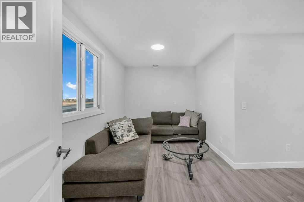 214, 240 Corner Meadows Square, Calgary, Alberta  T3N 2N2 - Photo 10 - A2269984