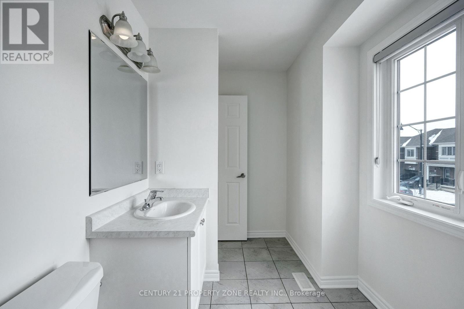 13 Boothill Drive N, Brampton, Ontario  L7A 0A9 - Photo 21 - W12614596