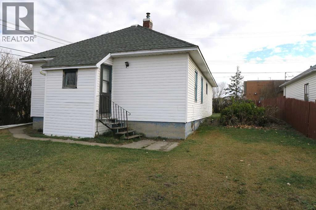 407 4 Avenue, Gleichen, Alberta  T2K 0K4 - Photo 5 - A2266413