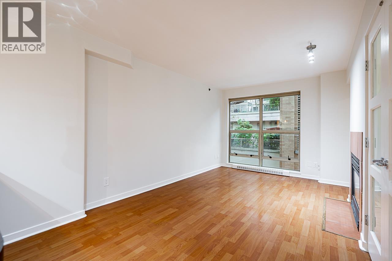 311 819 Hamilton Street, Vancouver, British Columbia  V6B 6M2 - Photo 10 - R3072337