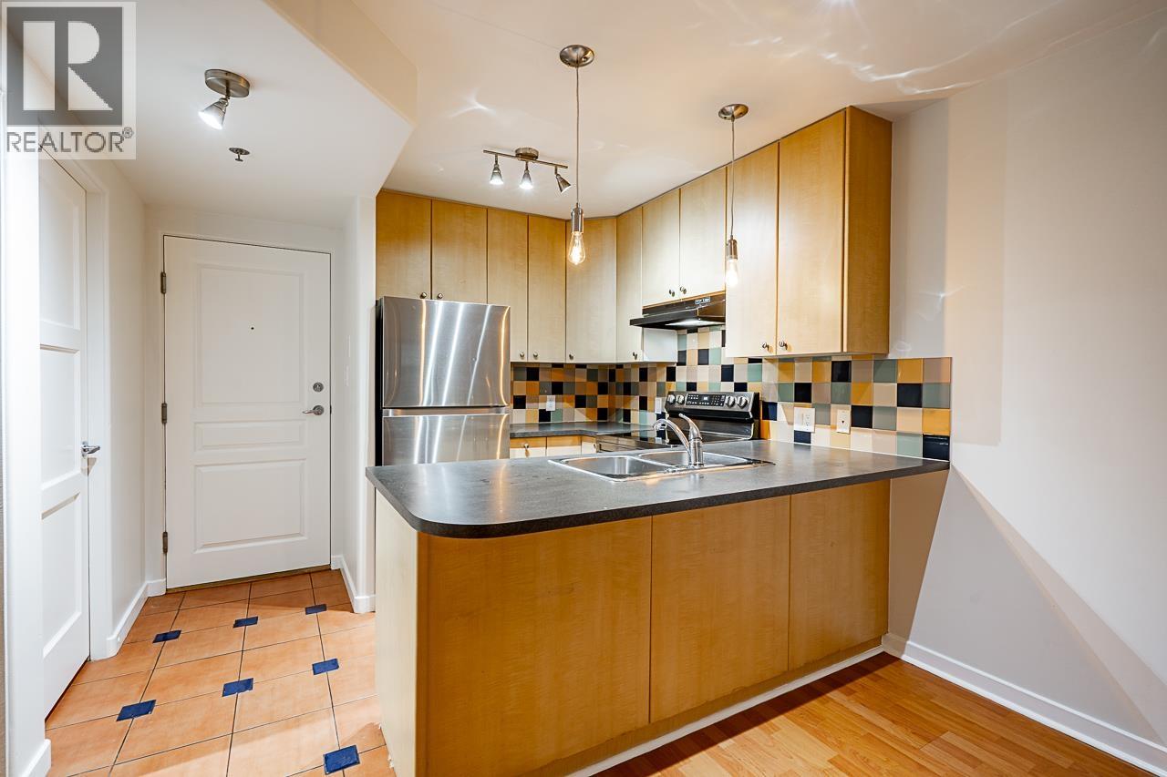 311 819 HAMILTON STREET, Vancouver, British Columbia