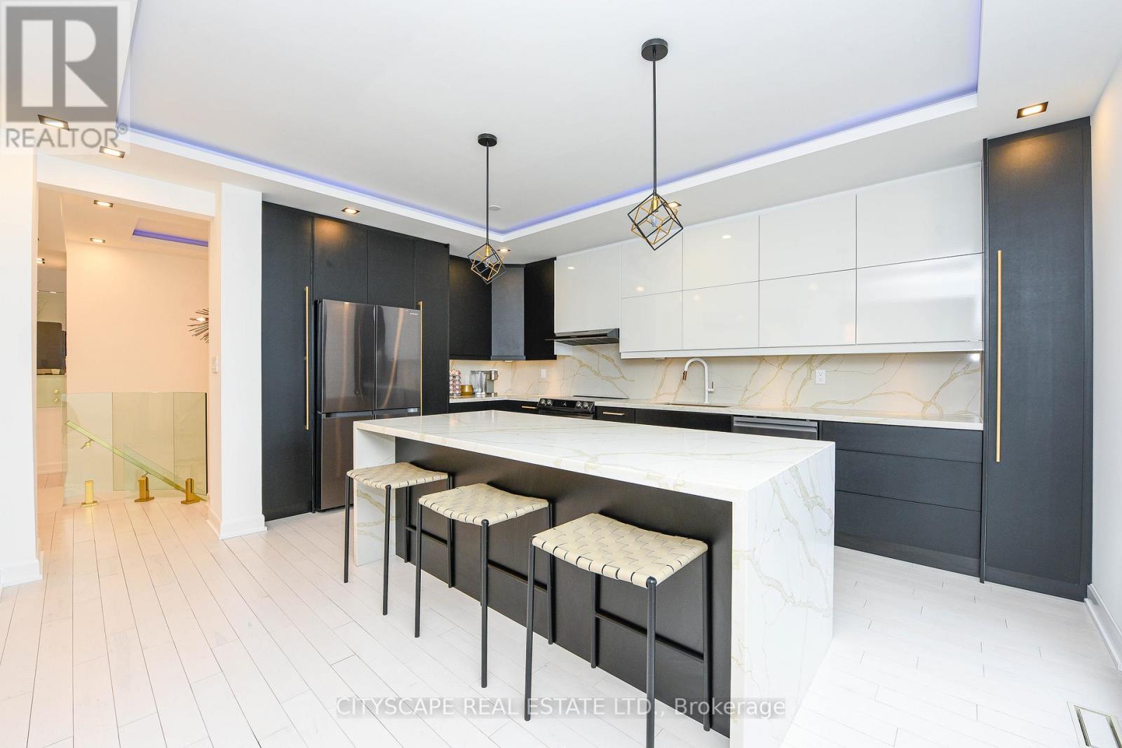 4637 James Austin Drive, Mississauga, Ontario L4Z 4G9 - Photo 18 - W12608614