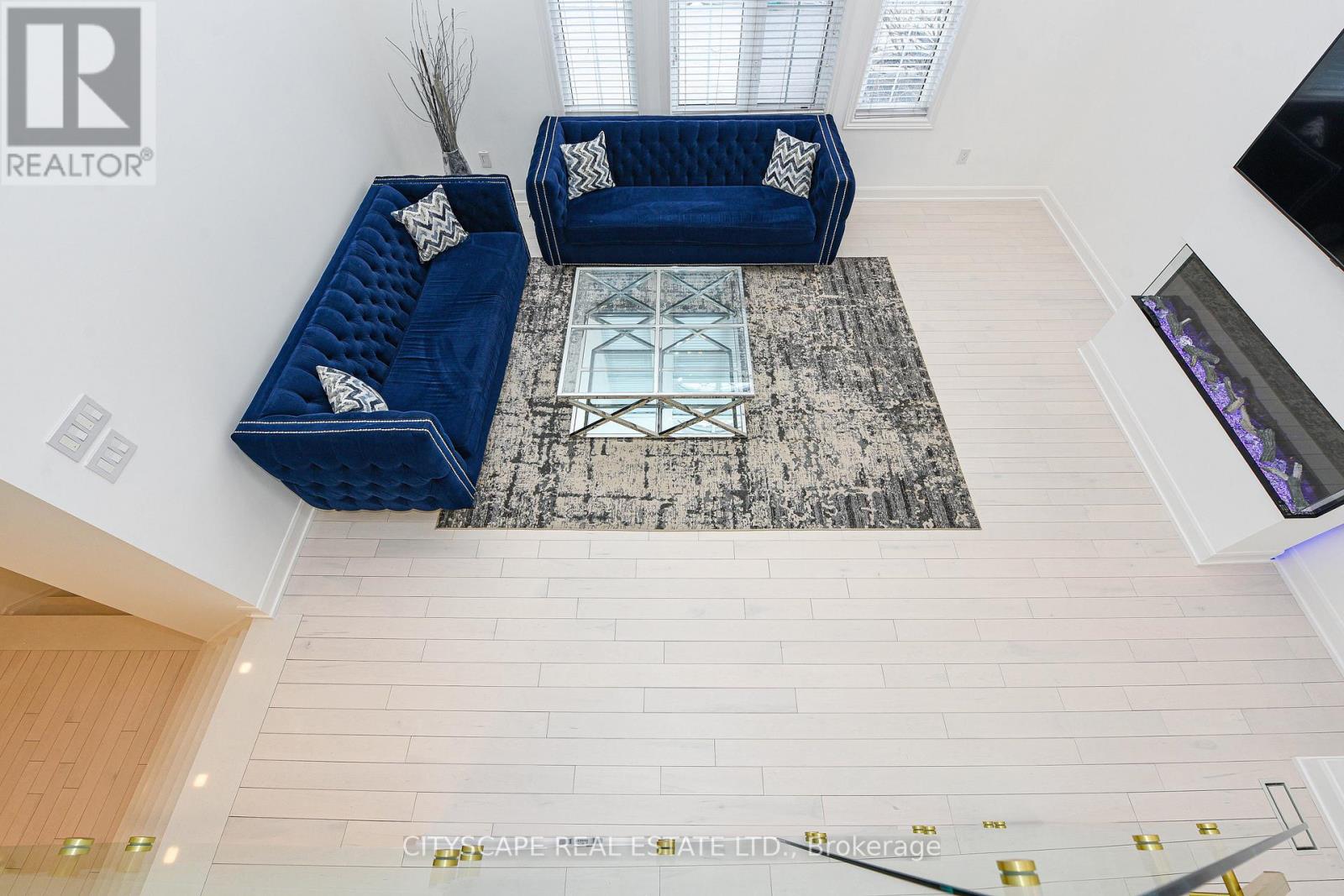 4637 James Austin Drive, Mississauga, Ontario L4Z 4G9 - Photo 8 - W12608614