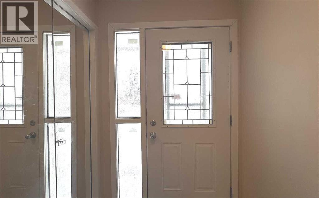 6111 26 Avenue Ne, Calgary, Alberta  T1Y 3T9 - Photo 2 - A2272515