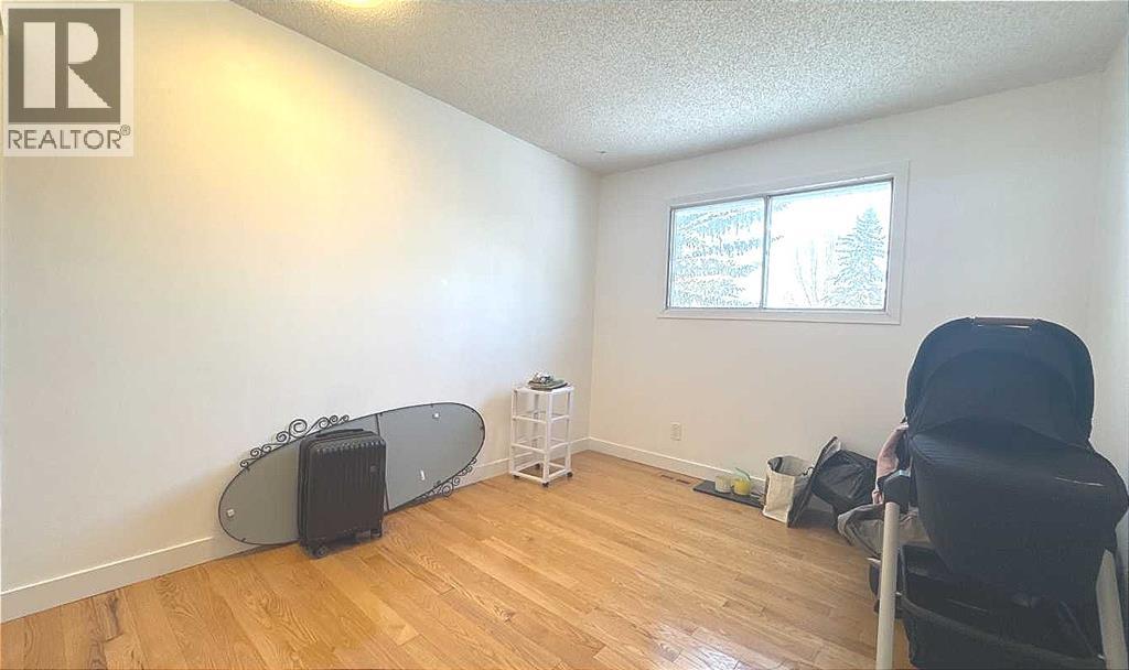 6111 26 Avenue Ne, Calgary, Alberta  T1Y 3T9 - Photo 29 - A2272515