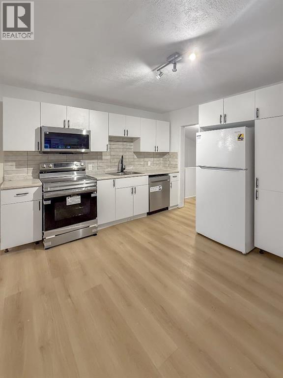 1135 12 Street S, Lethbridge, Alberta  T1K 1R2 - Photo 10 - A2274671