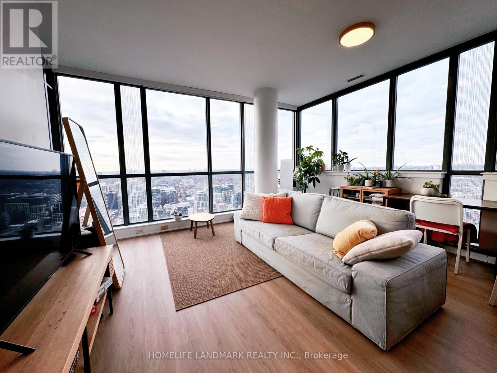 3402 - 8 Charlotte Street, Toronto, Ontario M5V 1L5 - Photo 5 - C12614620