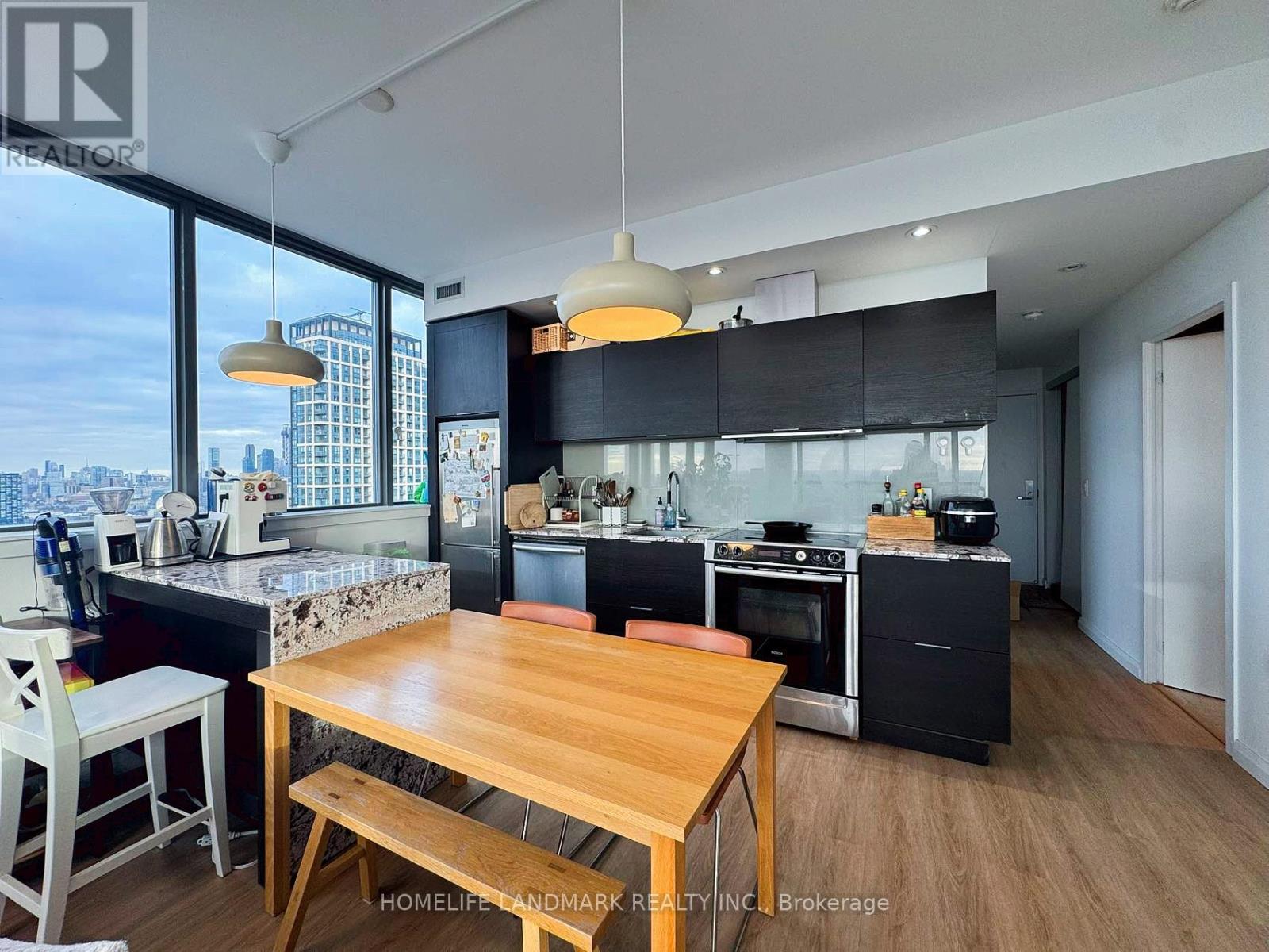 3402 - 8 Charlotte Street, Toronto, Ontario M5V 1L5 - Photo 9 - C12614620