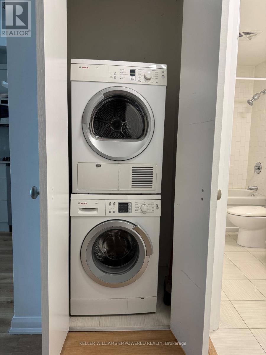 1708 - 111 Elizabeth Street, Toronto, Ontario M5G 1P7 - Photo 23 - C12614634